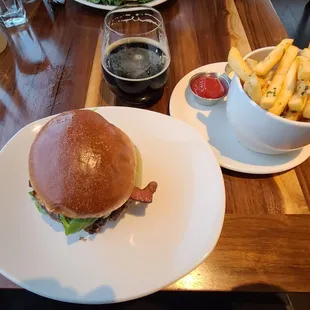 Harbor House Burger