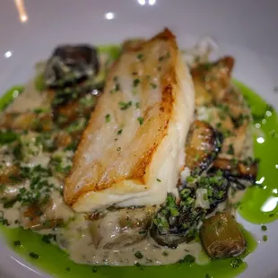 Halibut, burnt leeks, cream GLUTEN FREE