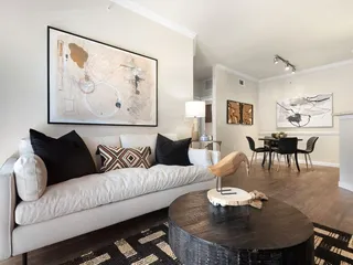 Encore Crossings Apartments