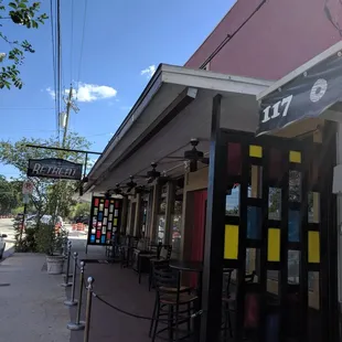 Outside patio at Retreat Dive Bar, UT, Downtown Tampa