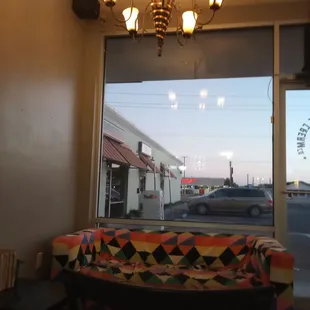 Waiting/dining area