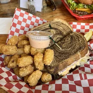 Rueben with tots