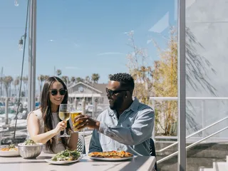 Sea Level Restaurant & Lounge