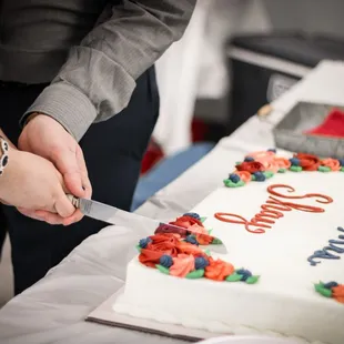 Wedding cake that Ribbon Box did for our wedding.