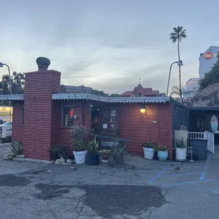 The outside of the restaurant