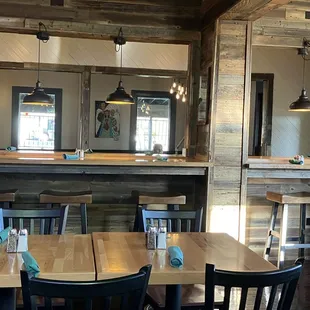 Nice table and seating on the inside.