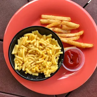 Kids mac and cheese