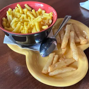Kids mac n cheese