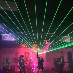 Dirty Little Freaks - Pink Tribute