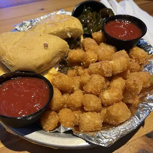 Carolina Burger with Tots