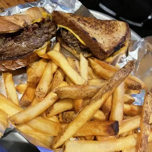 Riffraff 10 oz. Patty Melt