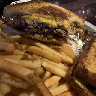 Riffraff 10 oz. Patty Melt