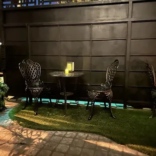 Chill atmosphere