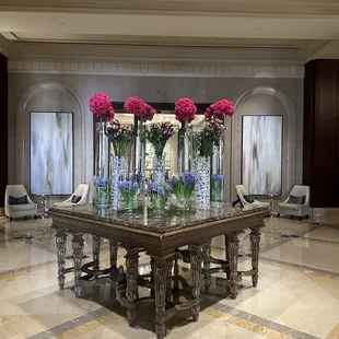 The signature Ritz flowers in the lobby...