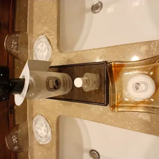 Diptyque toiletries