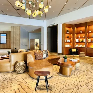 Seating area with neutral tones.