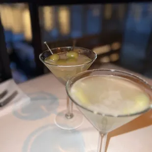 Dirty martini &amp; pineapple gin martini- good &amp; strong, loved it