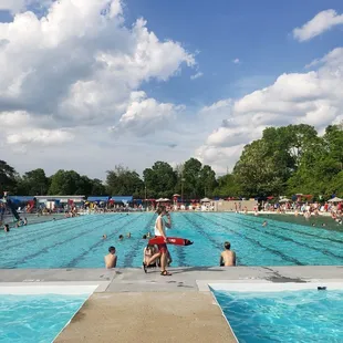 10 Lane 50 meter lap swimming area