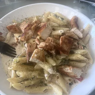 Broad St. Alfredo Pasta