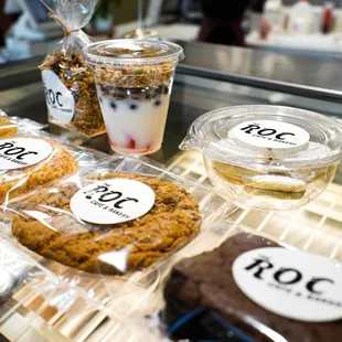 dessert, food