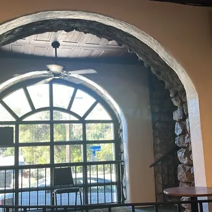 Rock Inn large windows