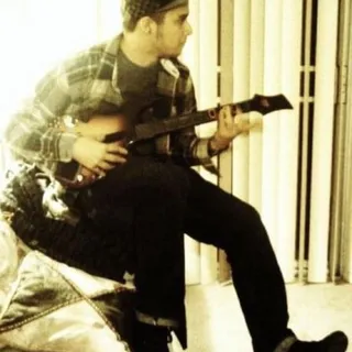 Tony R.
