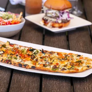 Veggie Flatbread