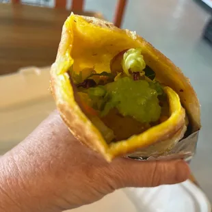 Aloo ghobi roll with mint chutney