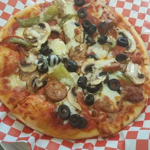 The Brooklyn combo Pizza