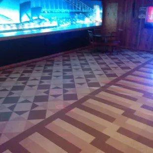 Plenty of room to shake what you workin with!!