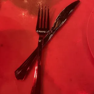 Plastic ware instead of flatware (real silverware).