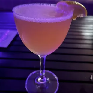 Classic Daiquiri spirits forward with a subtle sweetness with sugar, lemon juice, and rum!