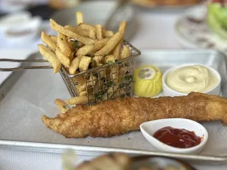 Pelican Grill