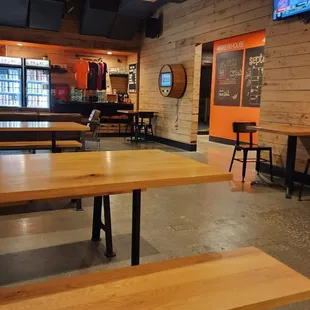tables and benches in a coffee shop