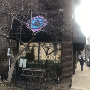 Thursday morning, 24 March 2022 -- Outside the Root Cafe