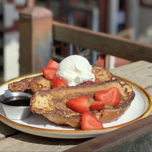 Our famous Brazilian French toast is calling your name!