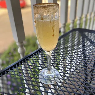 Apple cider mimosa