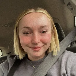 Hydi D.