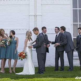 Round Barn Bridal Party Fun Shot