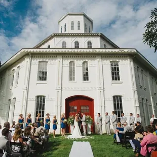 Round Barn Wedding Ceremony