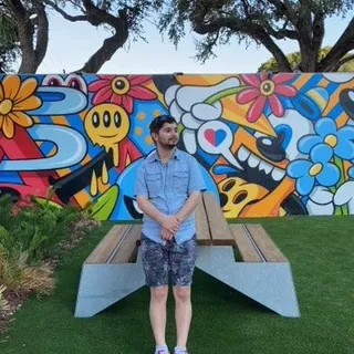 Alex F.
