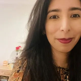 Yoandra V.