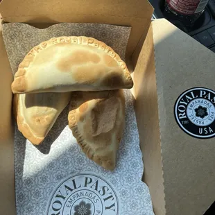 3 Empanadas Combo