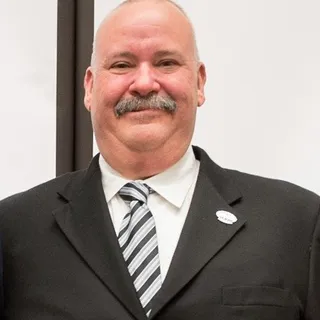 Tom M.
