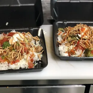 Teriyaki Tuesday!!! Loaded chicken and rice bowls with all the toppings!