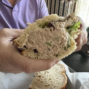 Tuna Sandwich