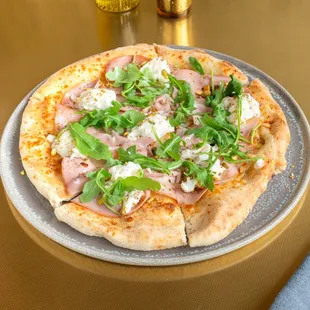 food, pizza