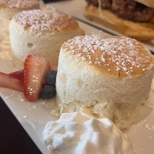 Soufflé pancakes