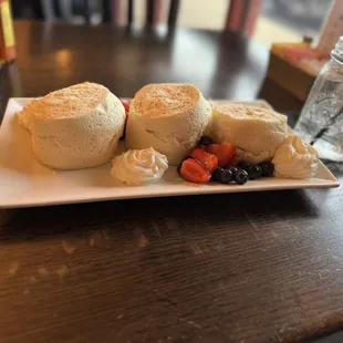 Spoon Stack: similar to Japanese soufflé pancakes