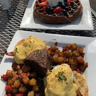 Filet Mignon Benedict